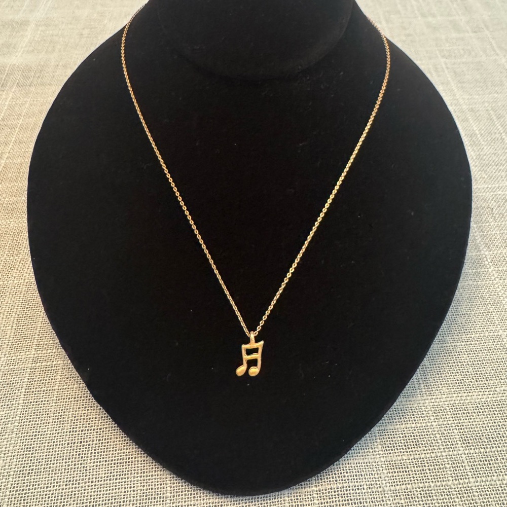 Musical Note Pendant Necklace